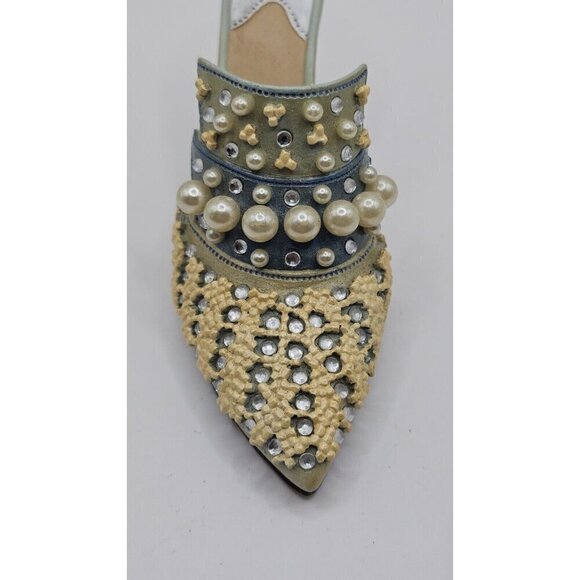 Vintage Retired Just The Right Shoe By Raine - Frosted Fantasy Embellished - Picture 3 of 6